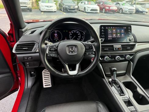 Used 2018 Honda Accord Sport image 24