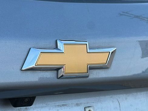 Used 2023 Chevrolet Equinox LS w/ LS Convenience Package image 44