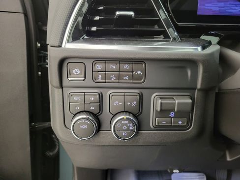 New 2026 Chevrolet Suburban RST w/ Comfort Package image 8