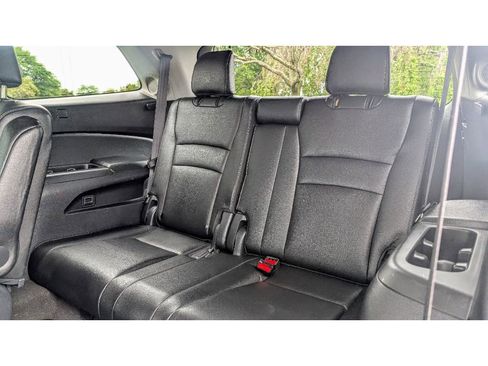 Used 2017 Honda Pilot Elite image 18