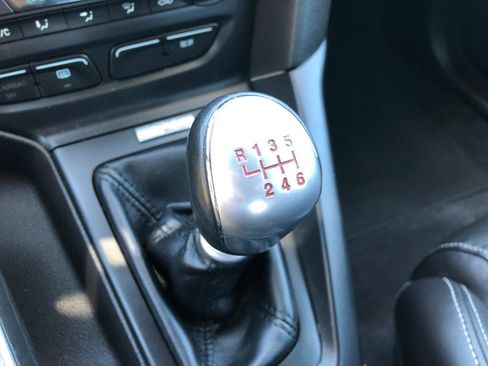Used 2013 Ford Focus ST FWD image 29