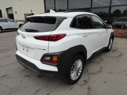 Used 2021 Hyundai Kona SEL Plus w/ Cargo Package AWD/4WD image 4