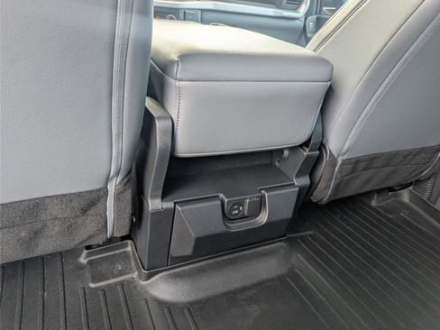 Used 2023 Ford F150 XL w/ XL Chrome Appearance Package image 32