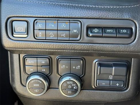 Certified 2023 GMC Yukon Denali w/ Denali Reserve Package image 27