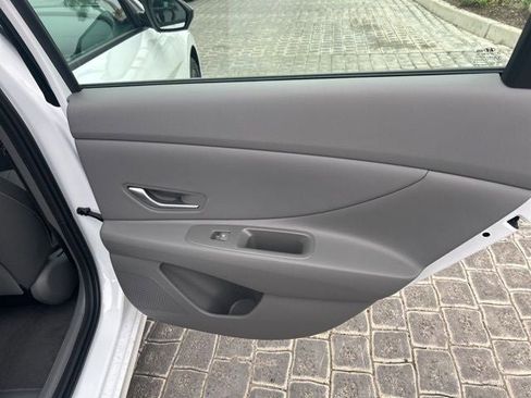 New 2026 Hyundai Elantra Sport image 22