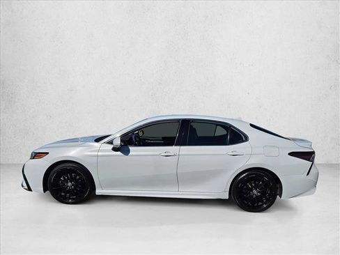 Used 2024 Toyota Camry XSE image 9