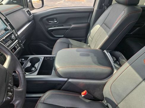 Used 2023 Nissan Titan PRO-4X w/ Pro-4x Convenience Package AWD/4WD image 20