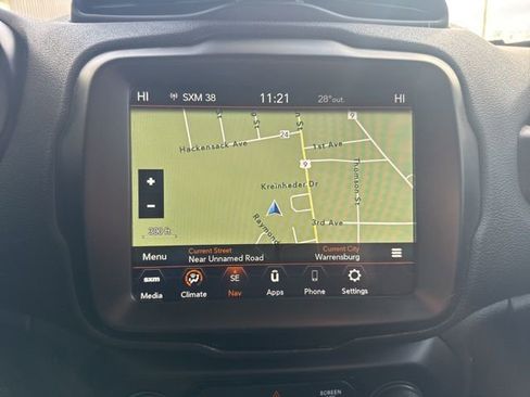 Certified 2023 Jeep Renegade Latitude image 20