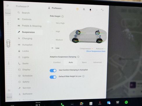 Used 2021 Tesla Model S Plaid image 15