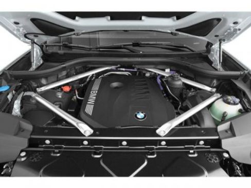 Certified 2025 BMW X7 xDrive40i w/ M Sport Package image 14