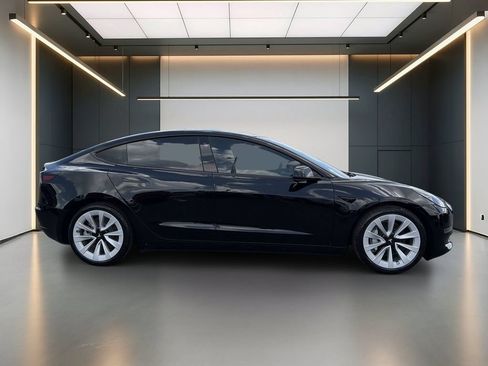 Used 2023 Tesla Model 3 Long Range AWD/4WD image 7