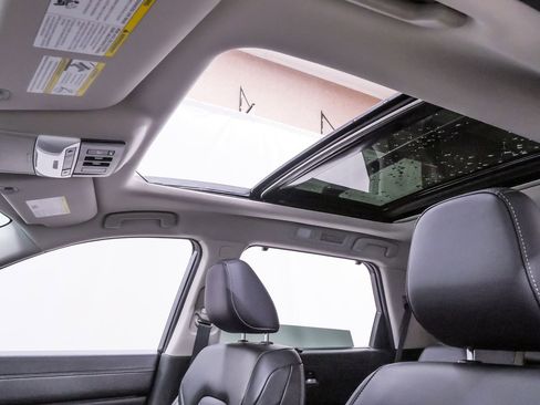 Used 2024 Nissan Pathfinder Platinum w/ Cargo Package image 10