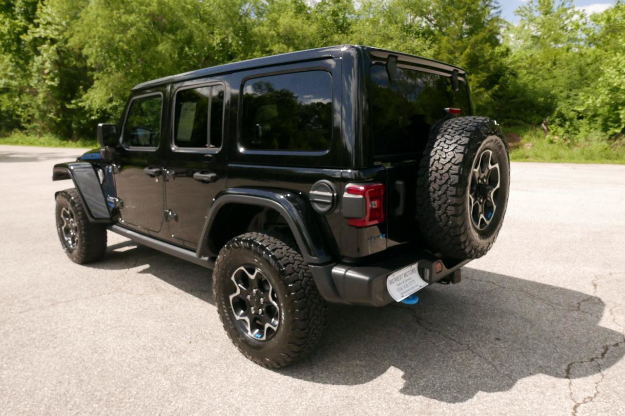 Used 2021 Jeep Wrangler Unlimited Rubicon 4xe w/ Cold Weather Group AWD/4WD image 8