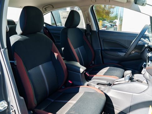 New 2025 Nissan Versa SR w/ Trunk Package image 24