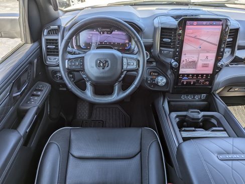 Used 2025 RAM 1500 Limited image 15