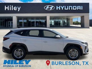 New 2026 Hyundai Tucson SE video 3