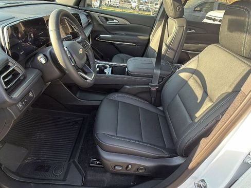 New 2026 Chevrolet Traverse LT w/ Driver Confidence Package image 13