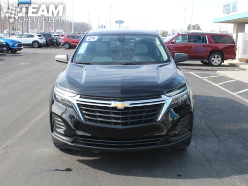 Certified 2024 Chevrolet Equinox LS w/ LS Convenience Package image 9