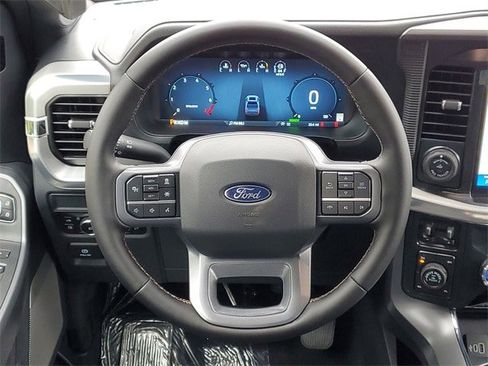 New 2025 Ford F150 Lariat w/ Equipment Group 502A High image 38