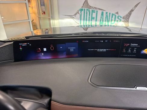 Used 2025 Lincoln Navigator Reserve AWD/4WD image 16