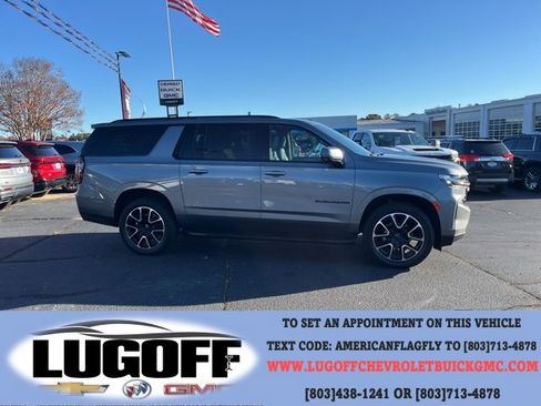 Used 2022 Chevrolet Suburban RST w/ Luxury Package image 3