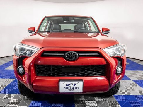 Used 2020 Toyota 4Runner SR5 Premium AWD/4WD image 3