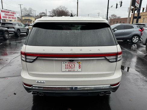 Used 2024 Lincoln Aviator Reserve w/ Equipment Group 201A image 6
