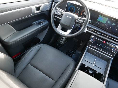 Used 2024 Hyundai Santa Fe SEL image 9