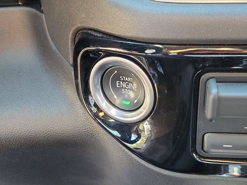 Certified 2023 Chevrolet Silverado 1500 RST AWD/4WD image 29