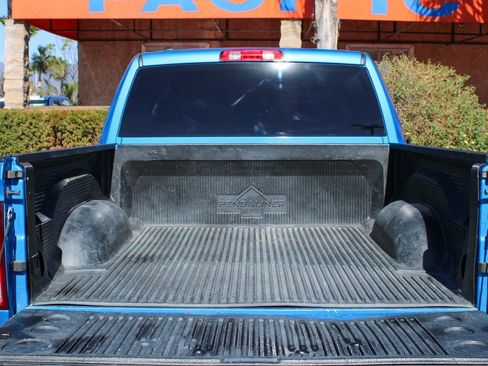 Used 2021 RAM 1500 Classic SLT image 8