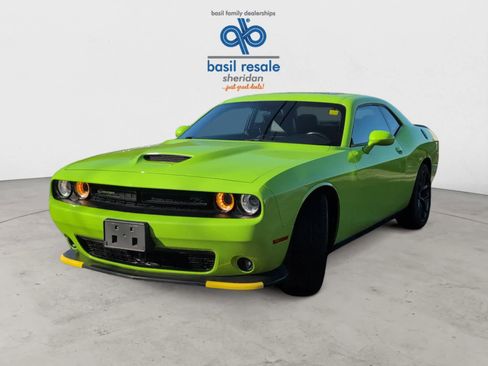 Used 2023 Dodge Challenger R/T w/ Plus Package image 2
