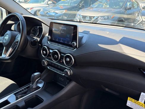 Used 2022 Nissan Sentra SV image 17