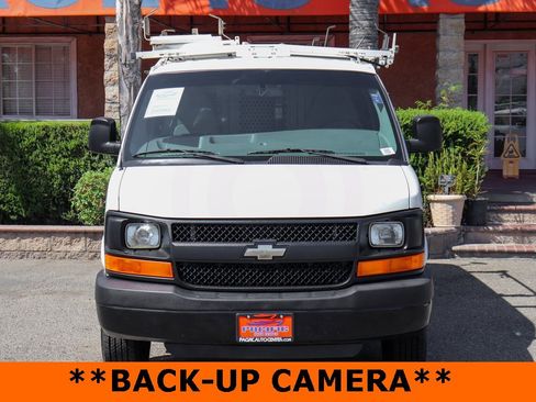 Used 2014 Chevrolet Express 2500 image 3