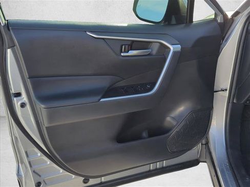 Used 2024 Toyota RAV4 XLE FWD image 7