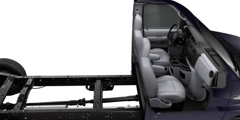 New 2027 Ford E-450 and Econoline 450 Super Duty w/ Driver's Safety Package RWD image 3