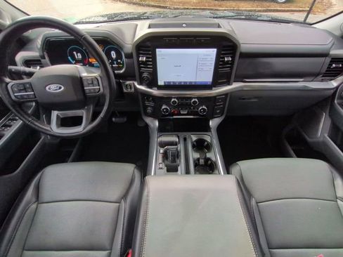 Certified 2021 Ford F150 Lariat w/ Equipment Group 502A High image 16