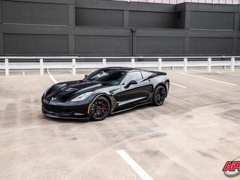 Used 2015 Chevrolet Corvette Z06 w/ 2LZ Preferred Equipment Group image 41