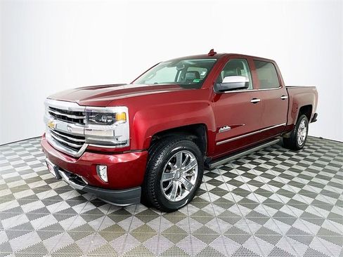 Used 2017 Chevrolet Silverado 1500 High Country image 3