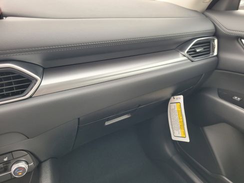 New 2025 MAZDA CX-5 AWD 2.5 S w/ Preferred Package image 28