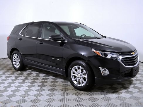 Used 2018 Chevrolet Equinox LT FWD image 6