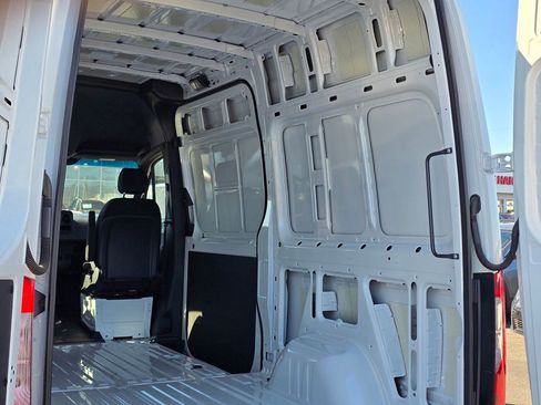 New 2025 Mercedes-Benz Sprinter 2500 image 17