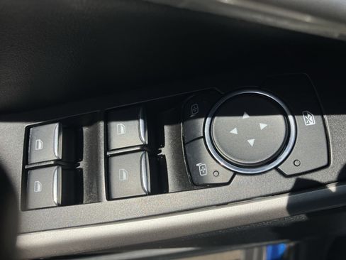 Used 2023 Ford Explorer XLT w/ Equipment Group 202A image 20