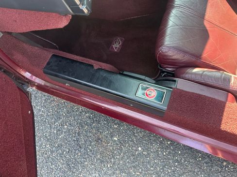 Used 1993 Chevrolet Corvette Coupe image 17