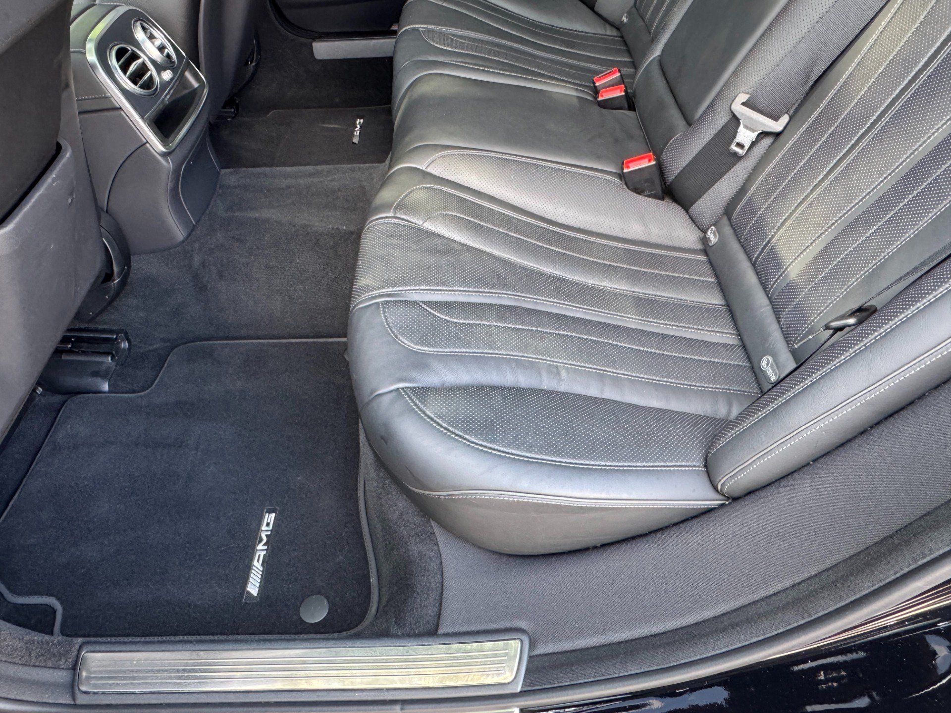 Used 2020 Mercedes-Benz S 63 AMG 4MATIC Sedan image 55