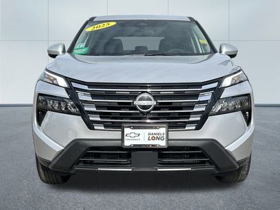 Used 2025 Nissan Rogue SV