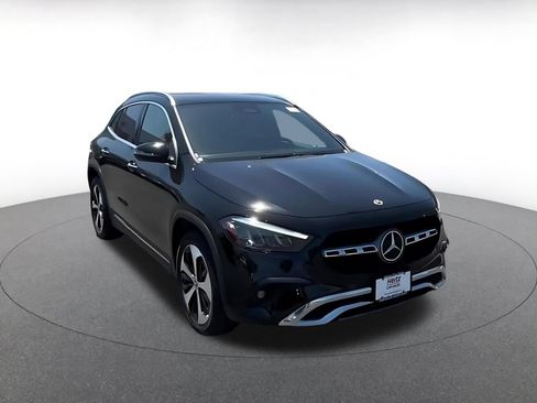 Used 2025 Mercedes-Benz GLA 250 image 3