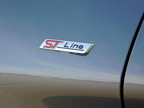 Used 2025 Ford Explorer ST-Line w/ ST-Line Street Pack image 51