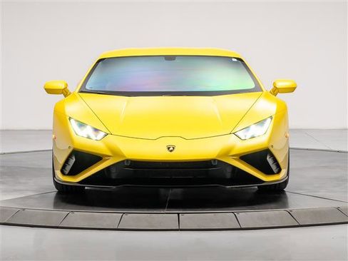 Used 2020 Lamborghini Huracan EVO image 8