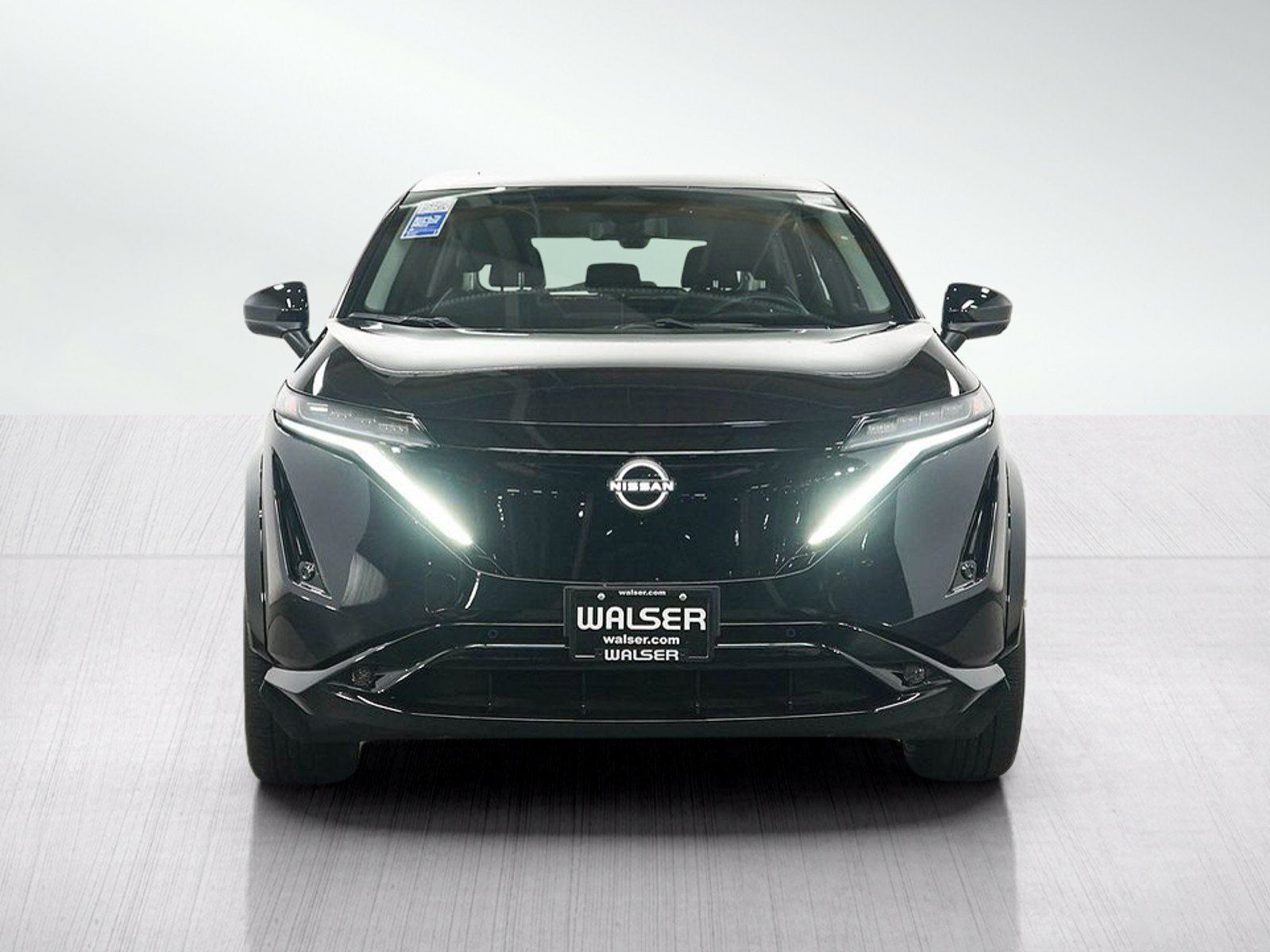 Used 2024 Nissan Ariya AWD image 8