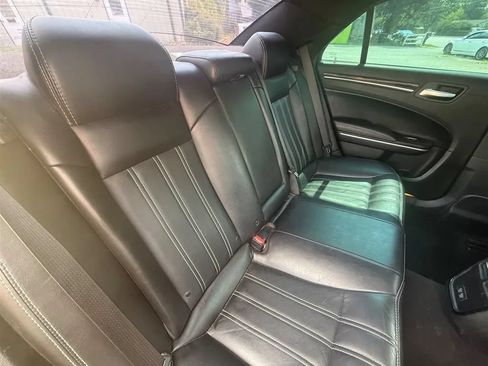 Used 2019 Chrysler 300 S RWD image 26